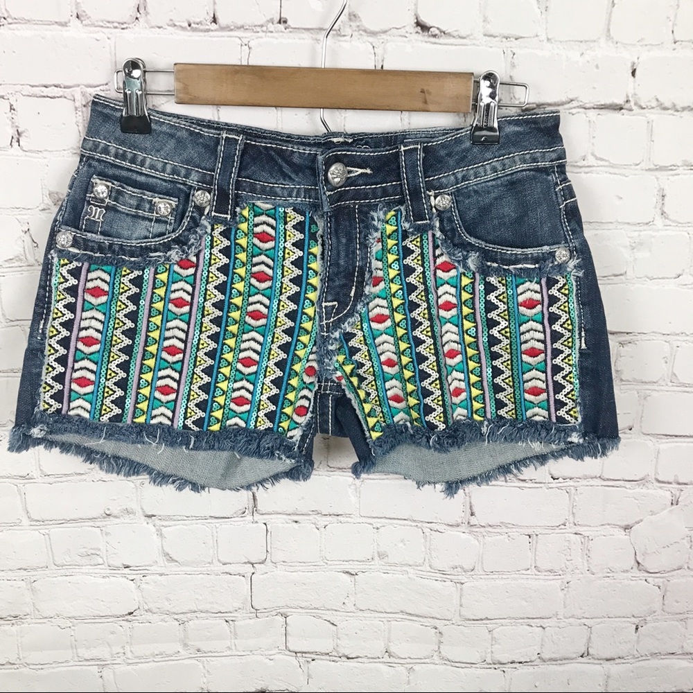 Miss Me Sun Dazed Cut Off Shorts Size 27
